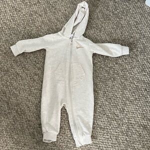 Nike Essential Hoodie 12m